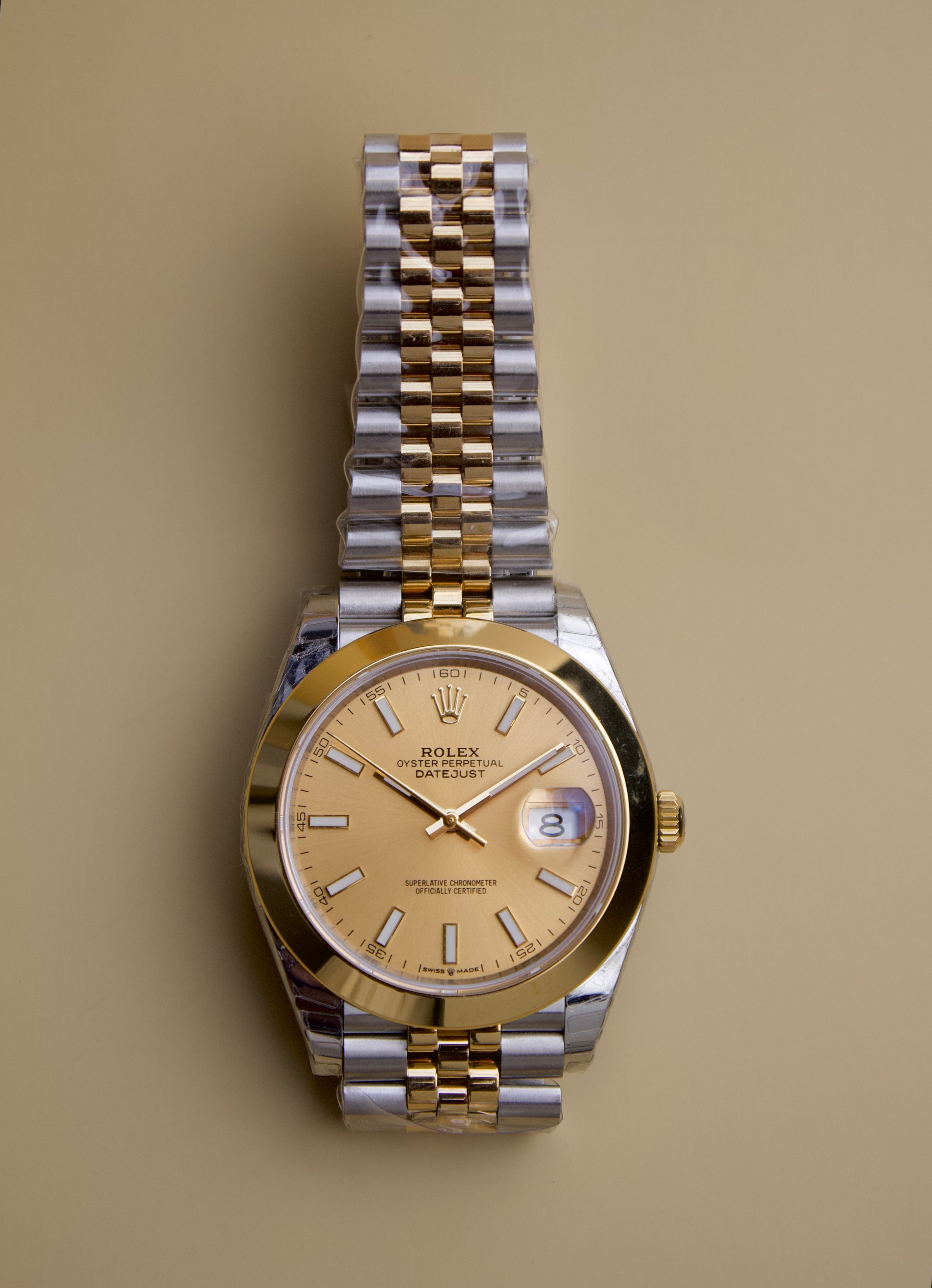 ROLEX OYSTER PERPETUAL DATEJUST CHAMPAGNE DIAL