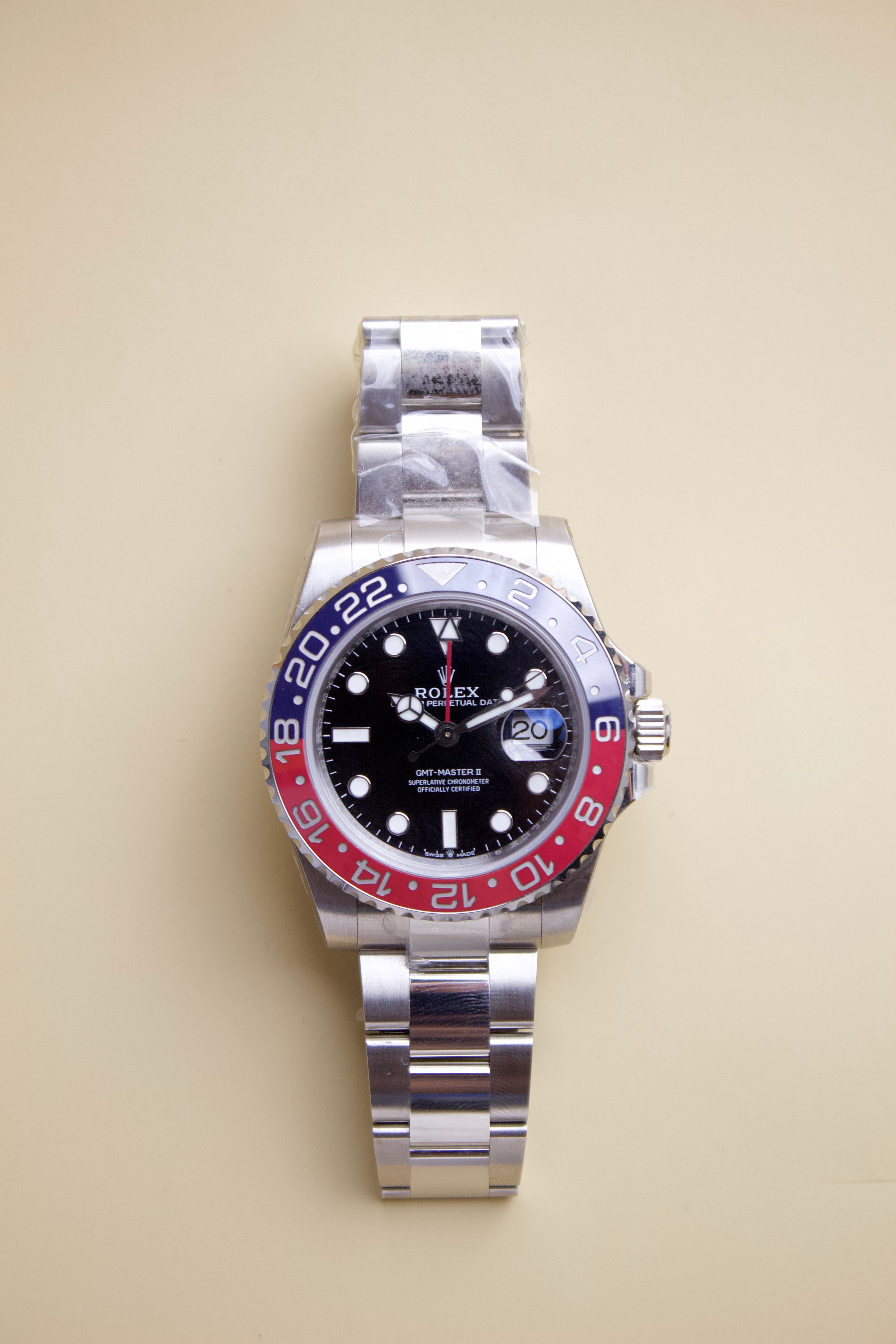 ROLEX GMT-MASTER II "PEPSI" BLACK DIAL