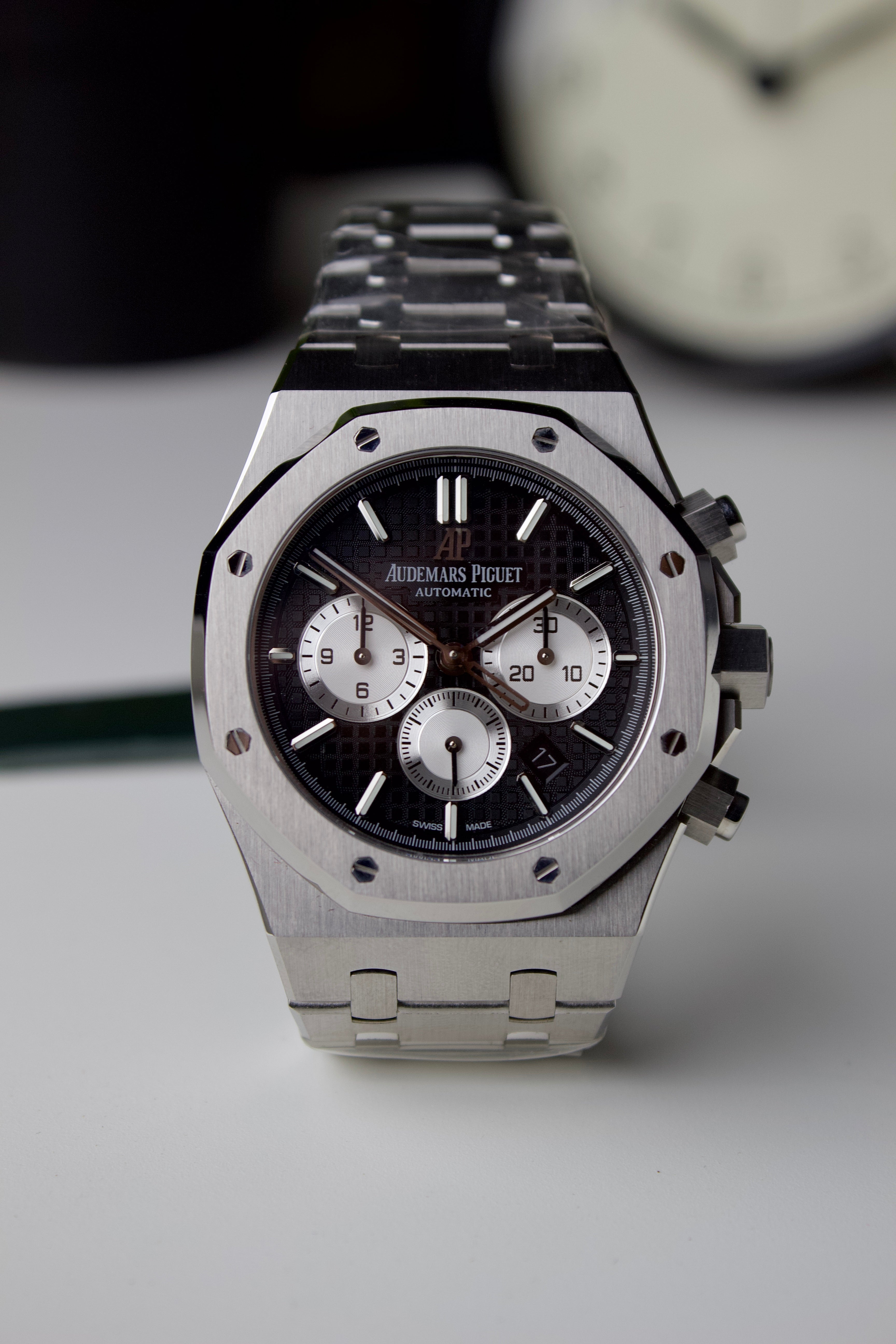 AUDEMARS PIGUET ROYAL OAK CHRONOGRAPH BLACK DIAL