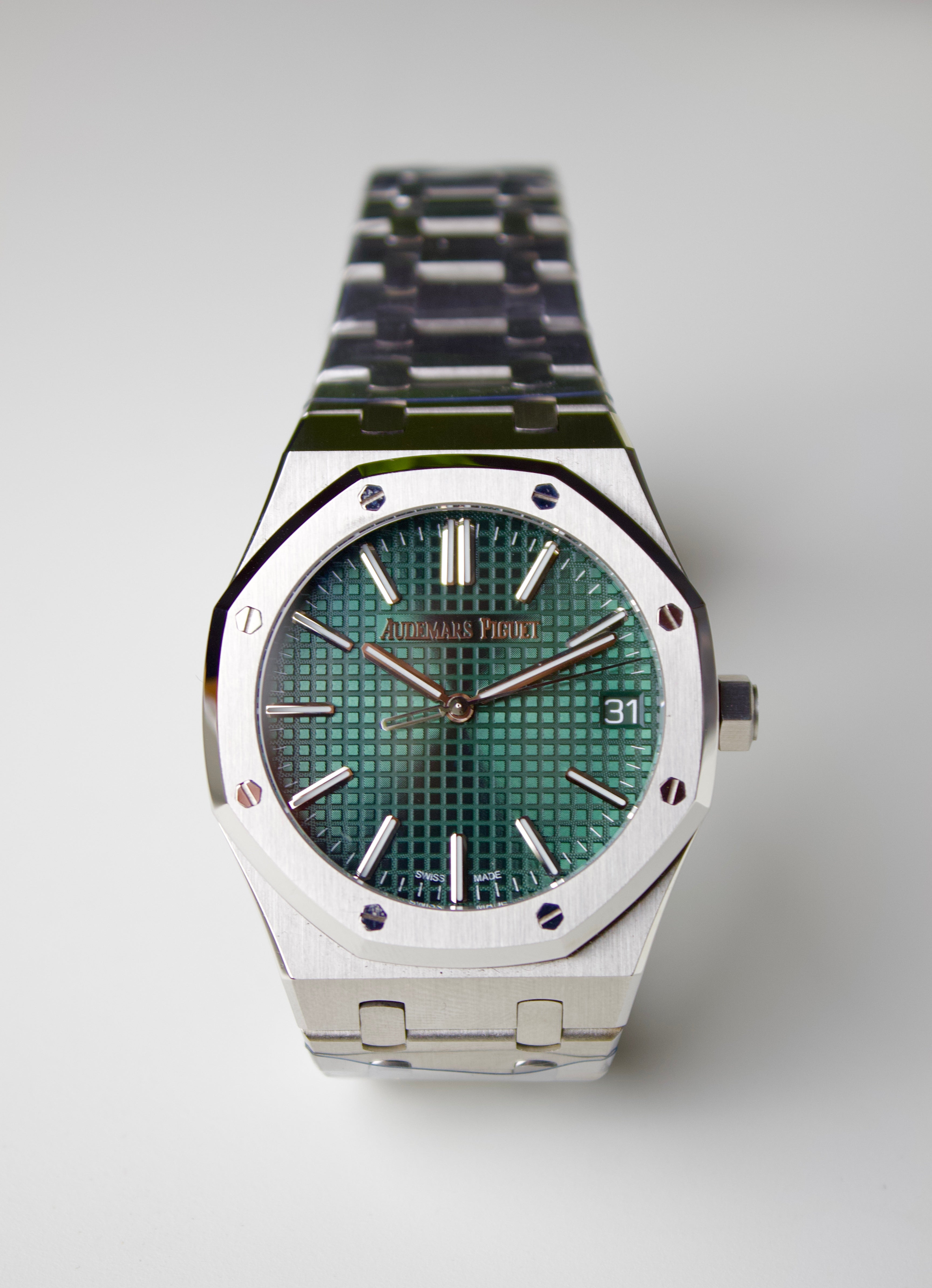 AUDEMARS PIGUET ROYAL OAK GREEN DIAL