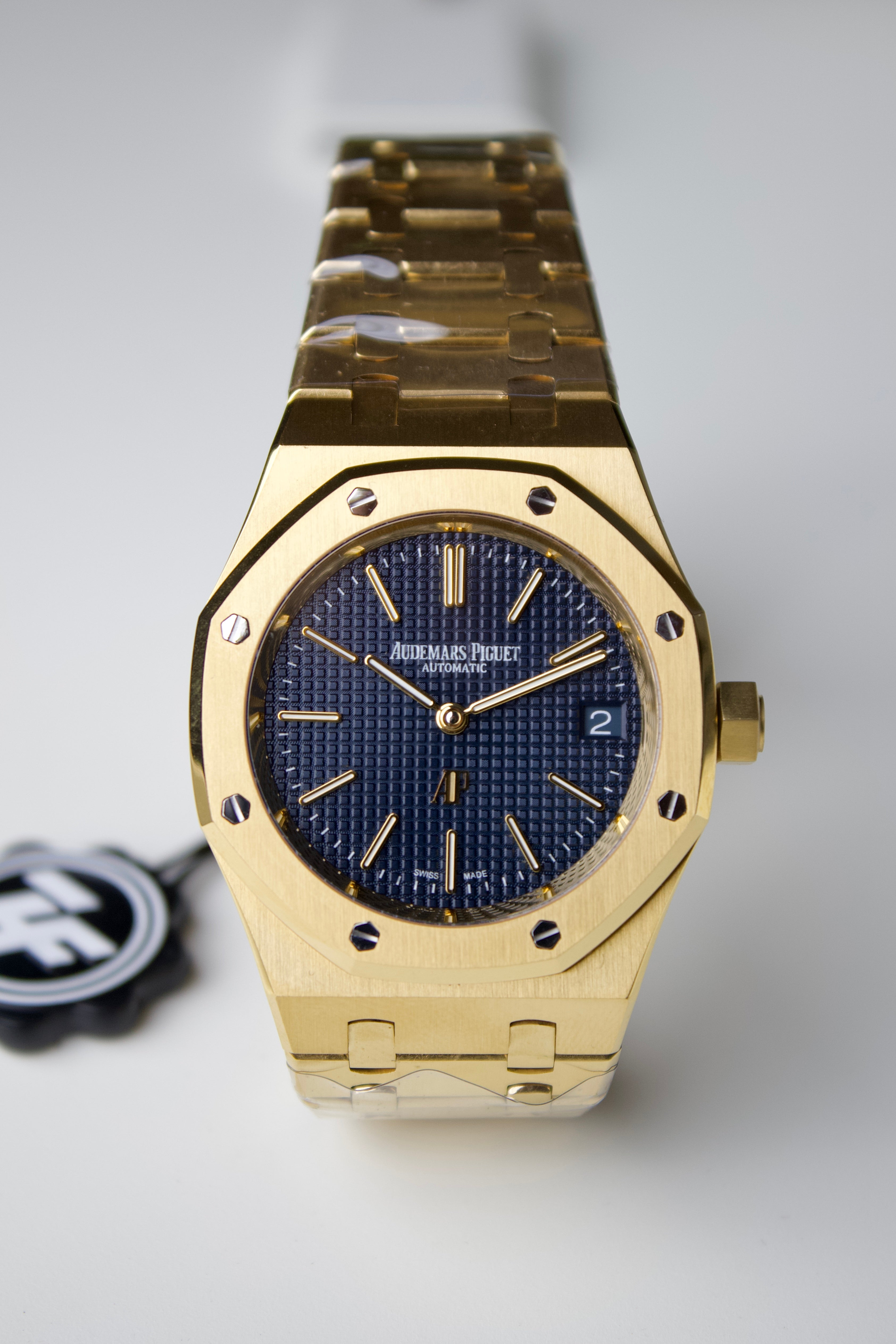 AUDEMARS PIGUET ROYAL OAK BLUE DIAL GOLDEN BRACE