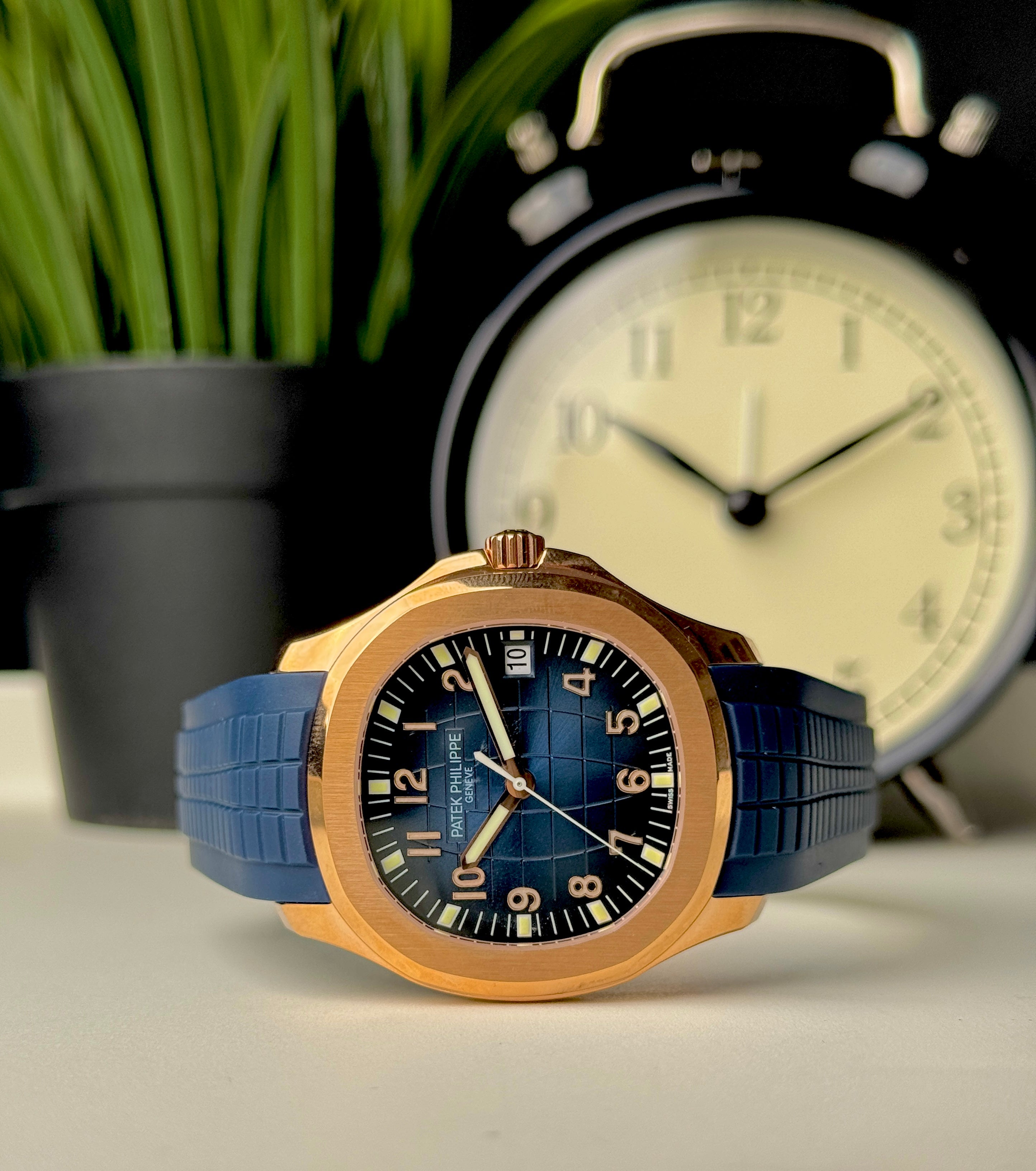 PATEK PHILIPPE AQUANAUT 5167R BLUE DIAL