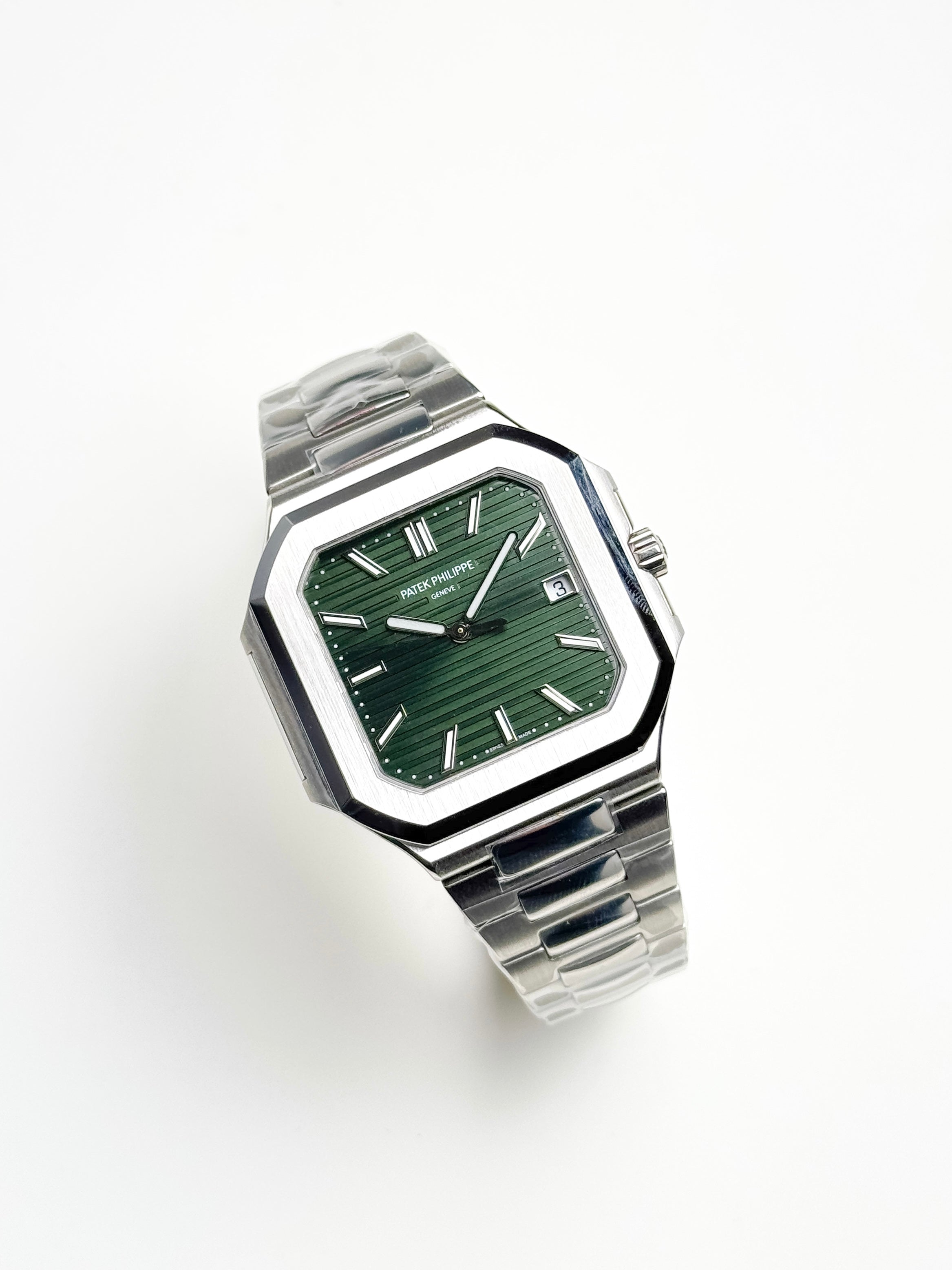PATEK PHILIPPE NAUTILUS 5711/1A GREEN DIAL